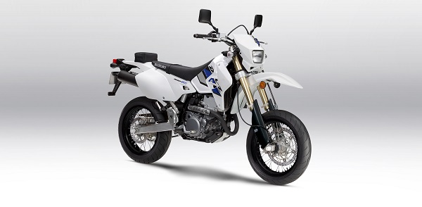 سوزوکی DR Z400S یک موتورسیکلت اسپرت دوگانه بسیار محبوب
