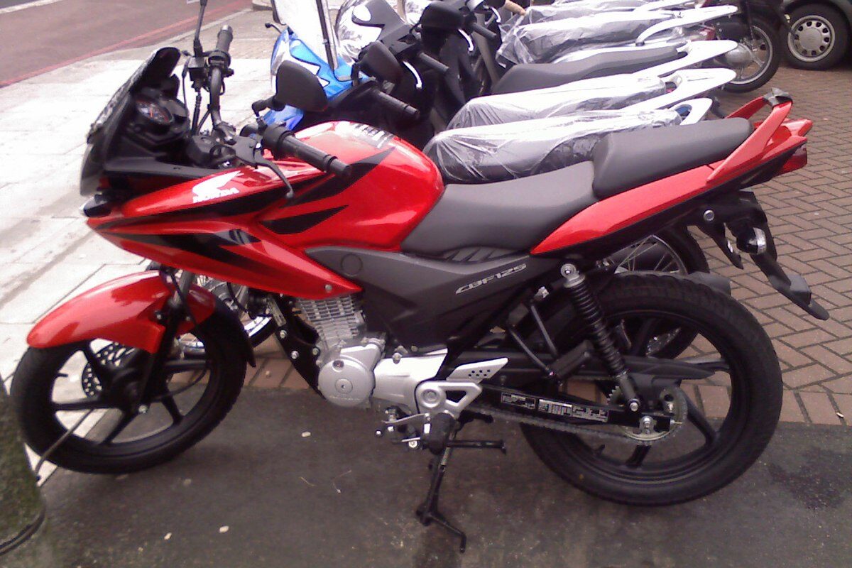 موتور سیکلت 125 CBF هوندا