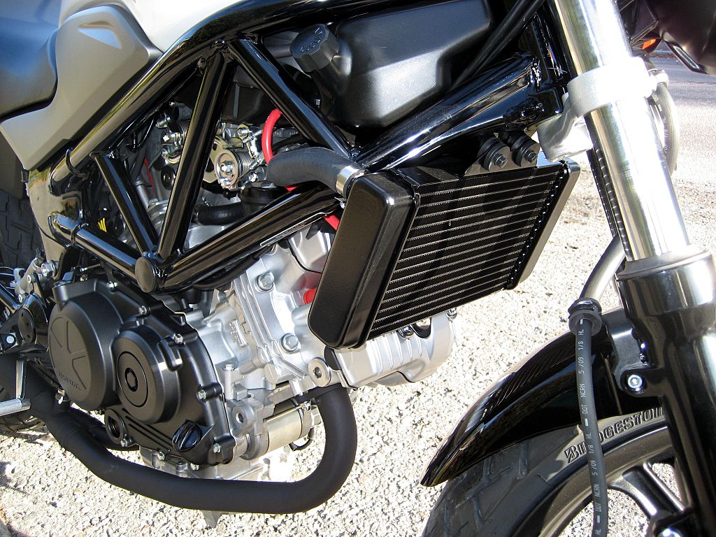 رادیاتور موتور سیکلت هوندا