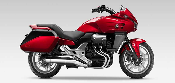 نقد و بررسی موتور سیکلت هوندا CTX1300