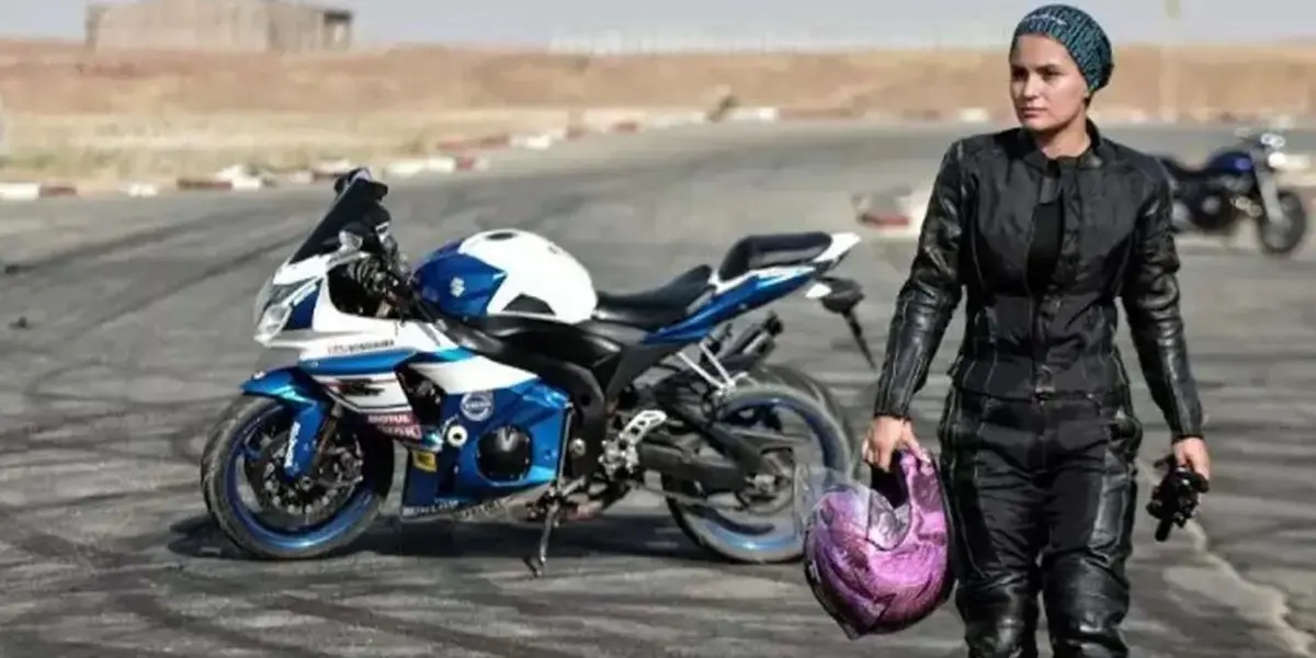 گواهینامه موتور برای بانوان