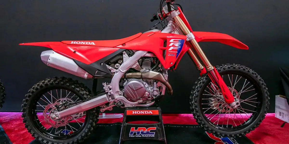 CRF 200 Plateau Motorcycle